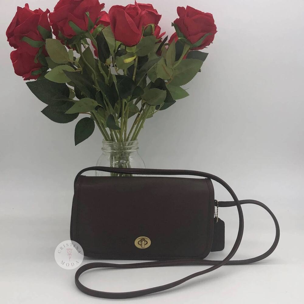 Vintage Coach Dinky Bag 9375 Mahogany Costa Rica 2000